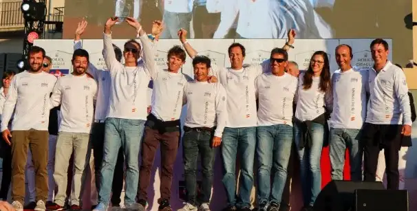 El barco de Valencia se adjudica las pruebas Inshore y Offshore tras cerrarse la regata entre Saint Tropez y Genova de 241 millas náuticas... el barco ruso Swan 50, vencedor de la prueba, contó con la presencia de Fernando Echávarri en el puesto de patrón y táctico (Foto Pep Portas)