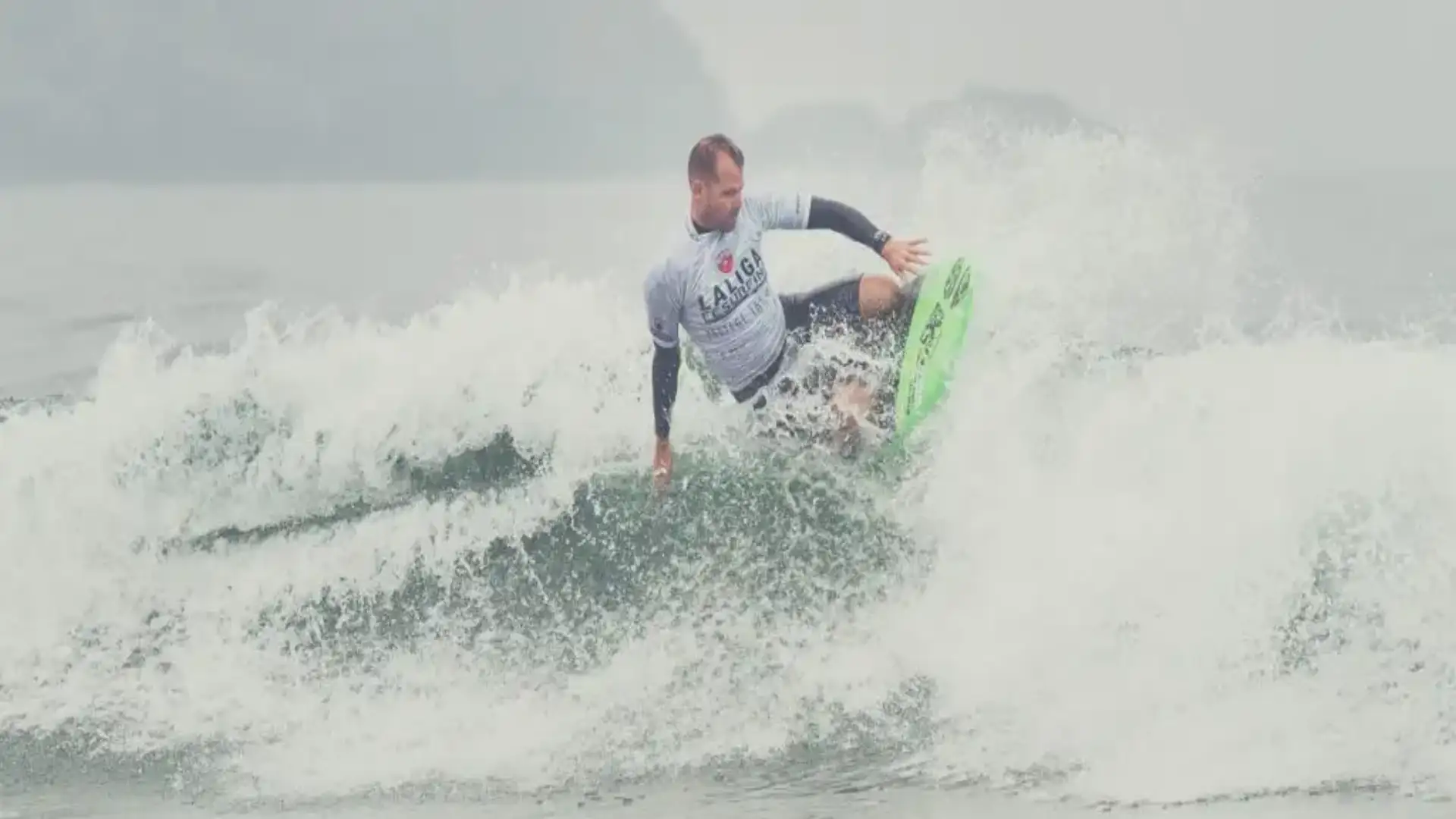 Primo giorno del Campionato Spagnolo di Surfing Assoluto e Master 2018