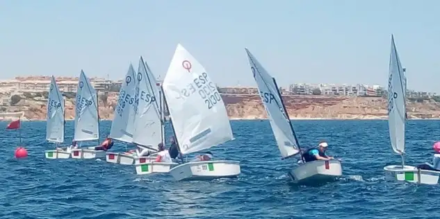 Andalucía 1, Valencia 1, Baleares 2 y Canarias 2 disputarán mañana sábado, las semifinales en un Round Robin (Foto Pep Portas)