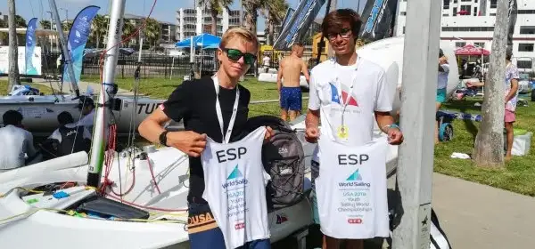 Los regatistas del Club Náutico Arenal navegaron con éxito en el Mundial Juvenil de Texas