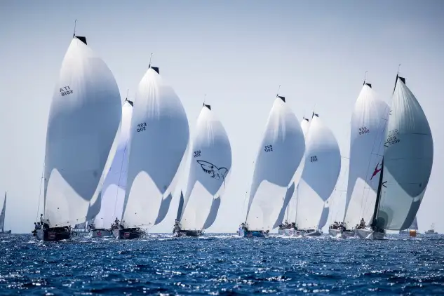 La flota de la 37 Copa del Rey Mapfre ha alcanzado su máximo hoy con la incorporación de las clases GC32 y Melges 40... 152 barcos han establecido un récord absoluto de participantes en la historia de la regata (Foto María Muíña)