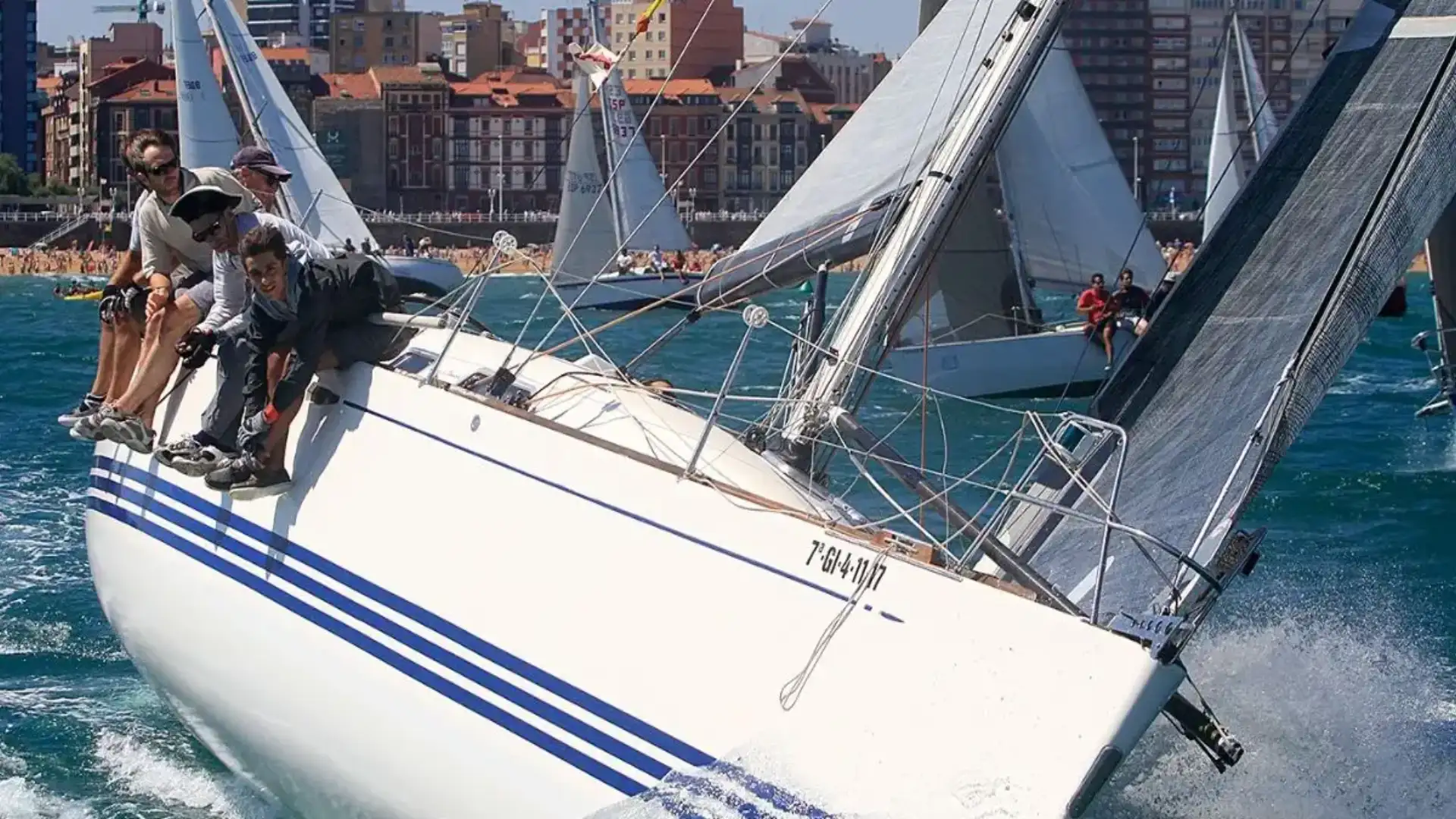 "GS1" di Fernando Alonso vince con autorità nel Trofeo Presidente di Vela a Gijón
