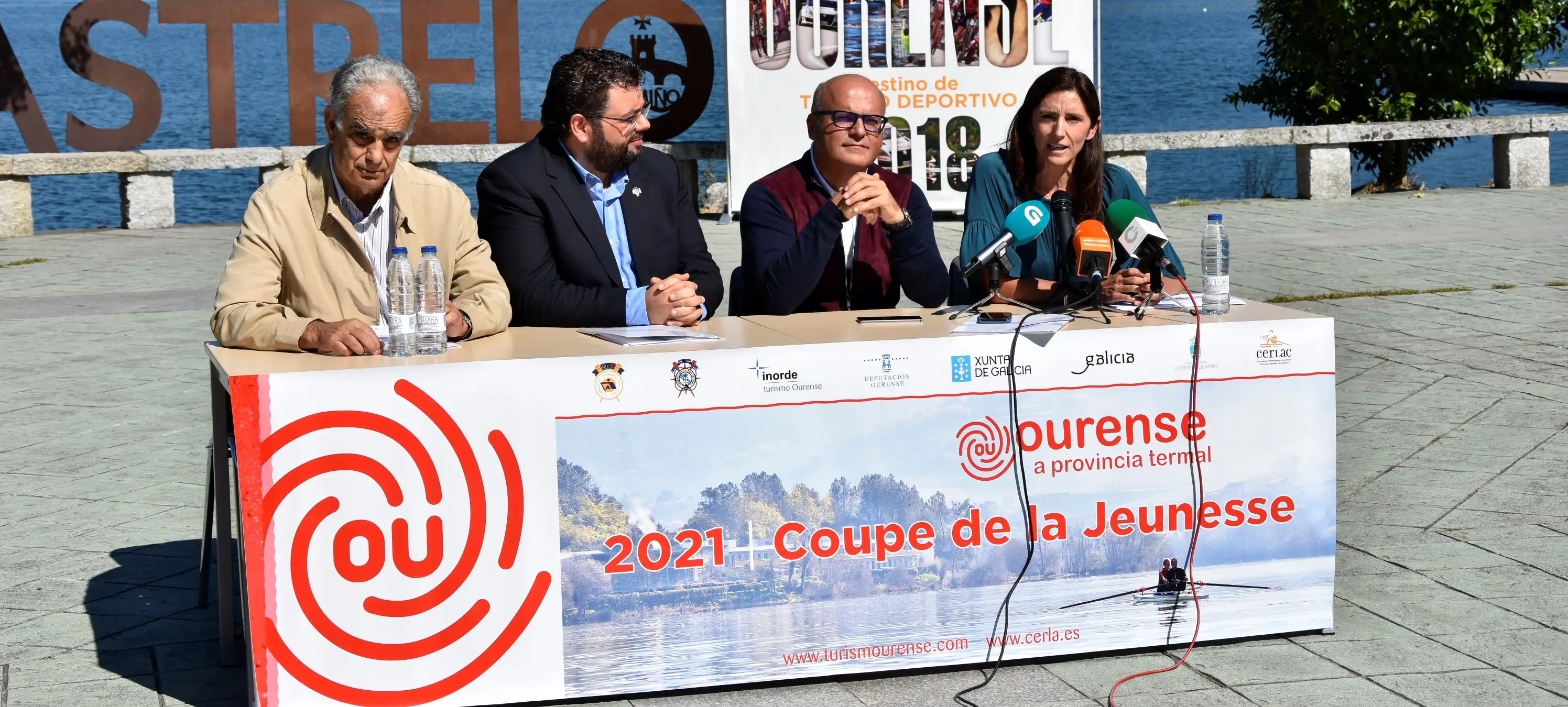Presidente de la Gallega de Remo Manolo Seijas, el alcalde de Castrelo de Miño, Baltar presidente de la Deputación y la presidenta de la Española de Remo Asunción Loriente