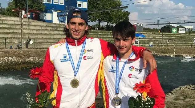 Travé y Llorente se proclaman campeones de Europa de eslalon K1 en júnior y sub23, respectivamente