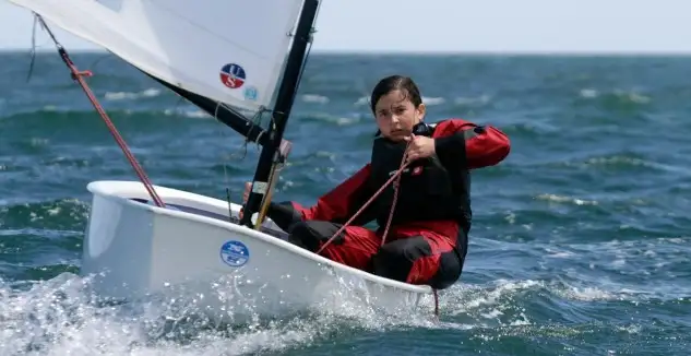 Covadonga Fernández ganó en optimist (Foto Félix G.Muñiz)