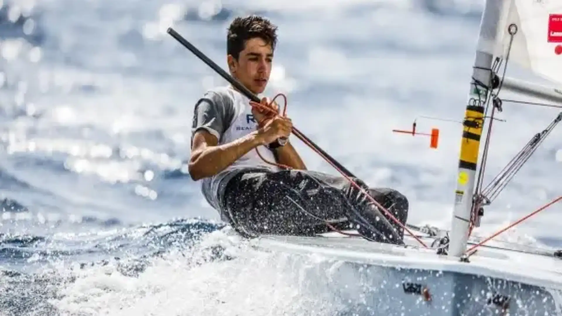 Il lasersta di Maiorca Jordi Lladó vince il Giorno della Vela- Bufete Frau nell'Arenal