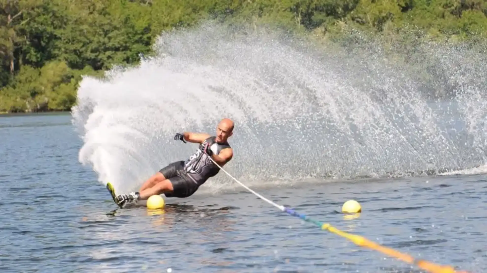 Cortegada in Ourense ha accolto pienamente la Galizia Cup of Nautical Skiing