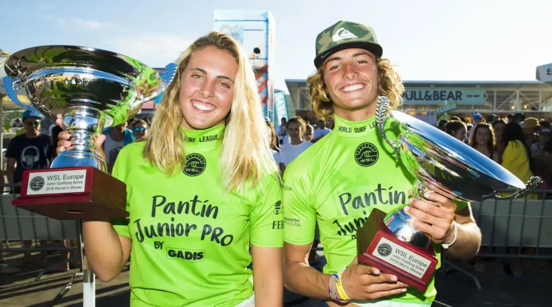 La guipuzcoana se proclamó campeona de Europa junior en la última prueba del circuito junior de la World Surfing League disputada en la playa gallega de Pantín (Foto Arrieta)