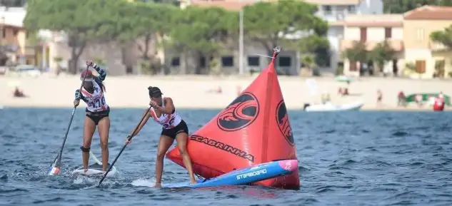 La selección española de Stand Up paddle consigue su primera medalla en el Campeonato de Europa en la carrera técnica femenina celebrada en la isla italiana de Cerdeña