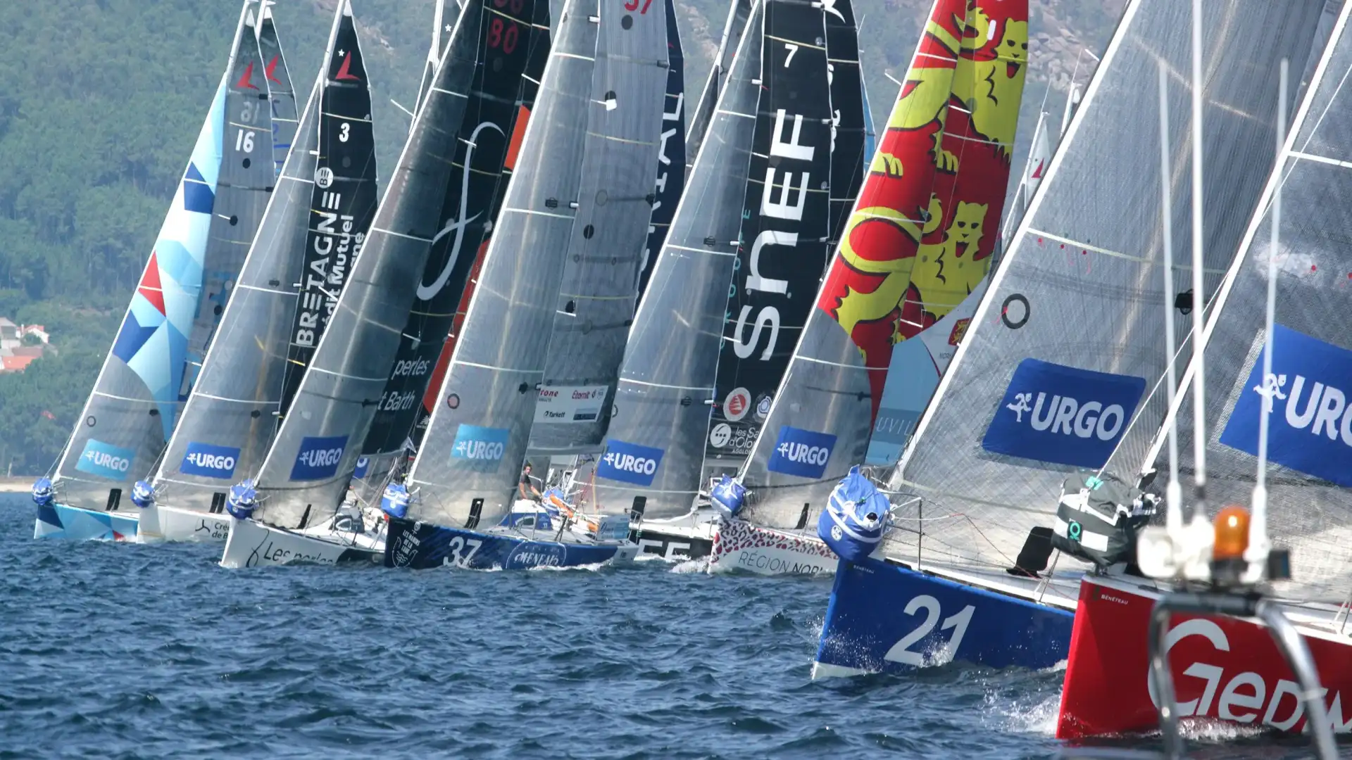 Lasciò Le Figaró Regata da Portosin a Saint Gilles in Francia, una tappa di 440 miglia