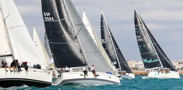 A dos semanas para que de comienzo la regata en aguas de Cartagena... el 22 y 23 de septiembre, la cifra de participación es espectacular y puede llegar hasta los 90 barcos (Foto Pep Portas)