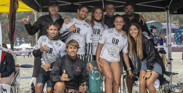 El Equipo nacional absoluto celebra su primera medalla de Oro en la competición de relevos por equipos en una apretada final contra el equipo anfitrión. Costa Rica se lleva el Bronce y Estados Unidos se tuvo que conformar con la medalla de Cobre