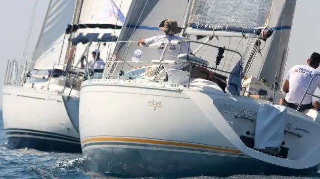 El alicantino Spaniard, en la versión Norte, y el cartagenero El Carmen-Elite Sails, en la Sur, han sido los primeros en tomar la línea de llegada en Cabo de Palos