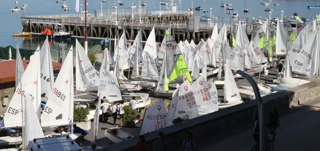 La falta de viento provocó la anulación de las mangas previstas en Las Arenas