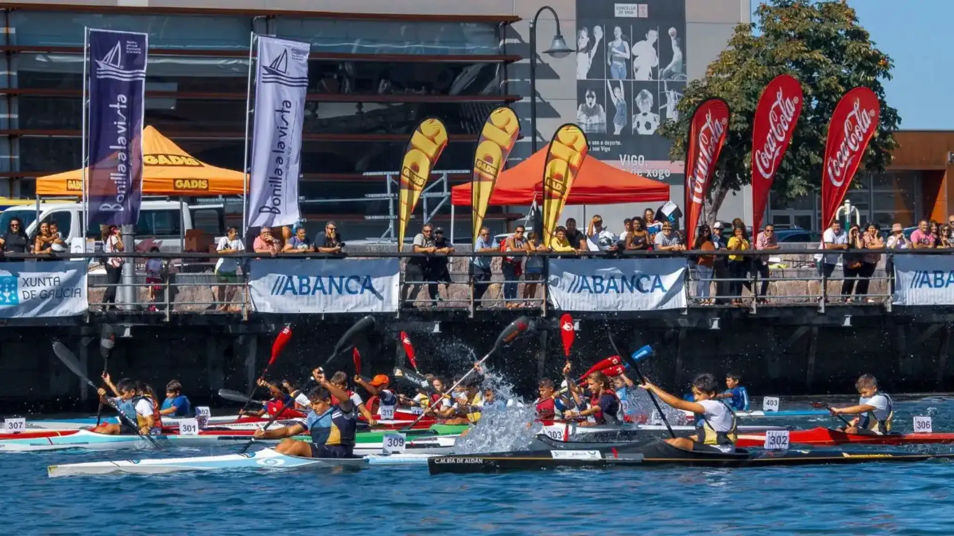 Olívico, Aldán y Naval de Pontevedra podio de la Copa Galicia Abanca de Kayak de Mar