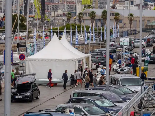 Ambiente muy intenso en Vigo ante el inicio del Europeo (Foto Pedro Seoane)