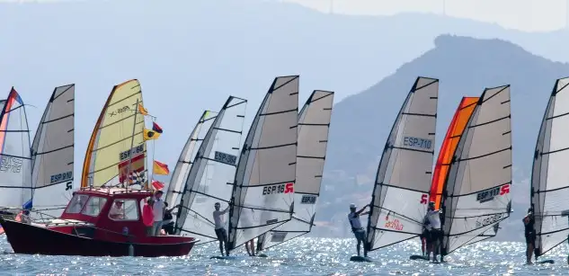 Mañana domingo se cierra el Surfari Mar Menor 2018 con cuatro pruebas previstas para todas las clases (Foto Pep Portas)