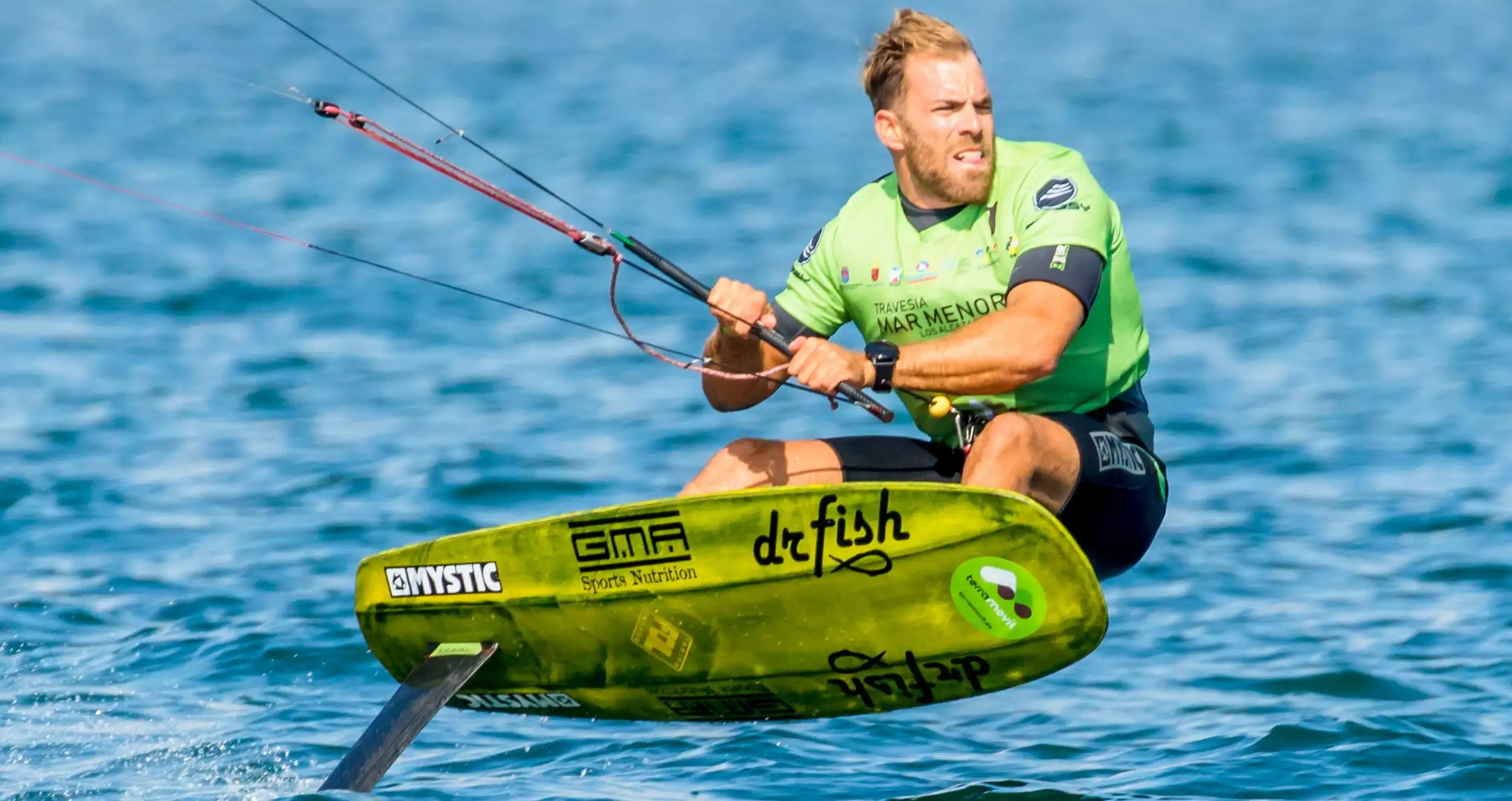 La concentración tuvo lugar en el Spinosa-Center, en la playa de Las Salinas, durante los días 12 al 14 de octubre y en la que estaba programa la I Travesía Mar Menor de Kitesurf