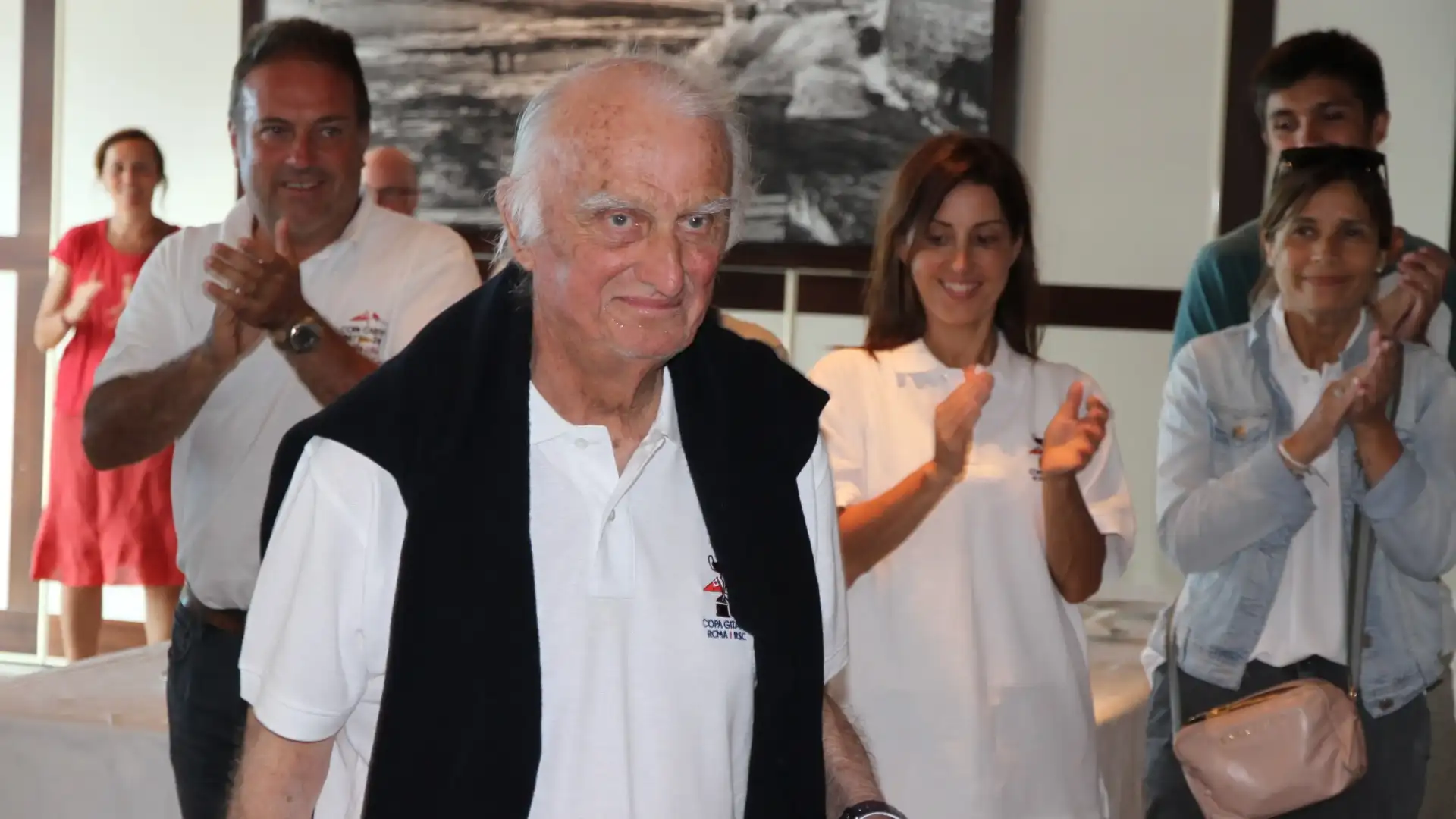 Ci lascia uno dei più grandi modelli spagnoli di tutti i tempi: Juan Olábarri