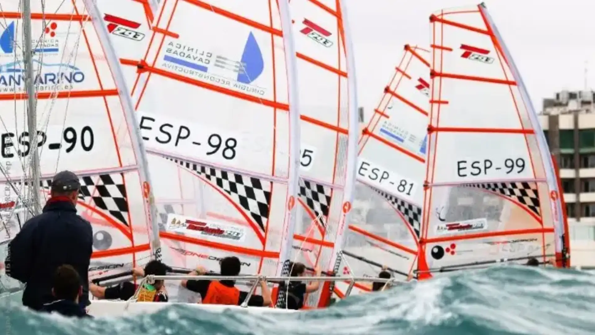 Il Real Club de Regatas de Alicante sulla linea "Semana Abanca" mette anche l'Oar olimpico