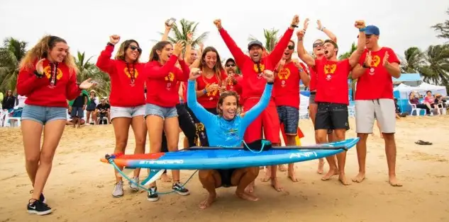 La canaria realiza un gran Mundial y consigue el subcampeonato en la jornada final para la modalidad de SUP Surfing... el andaluz Juan de los Reyes supera todas las mangas de repesca y consigue la cuarta posición en la categoría masculina