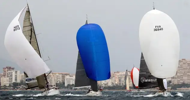 La vela se celebra en dos jornadas: sábado y domingo, los pescadores competirán solo el sábado (Foto Pep Portas)