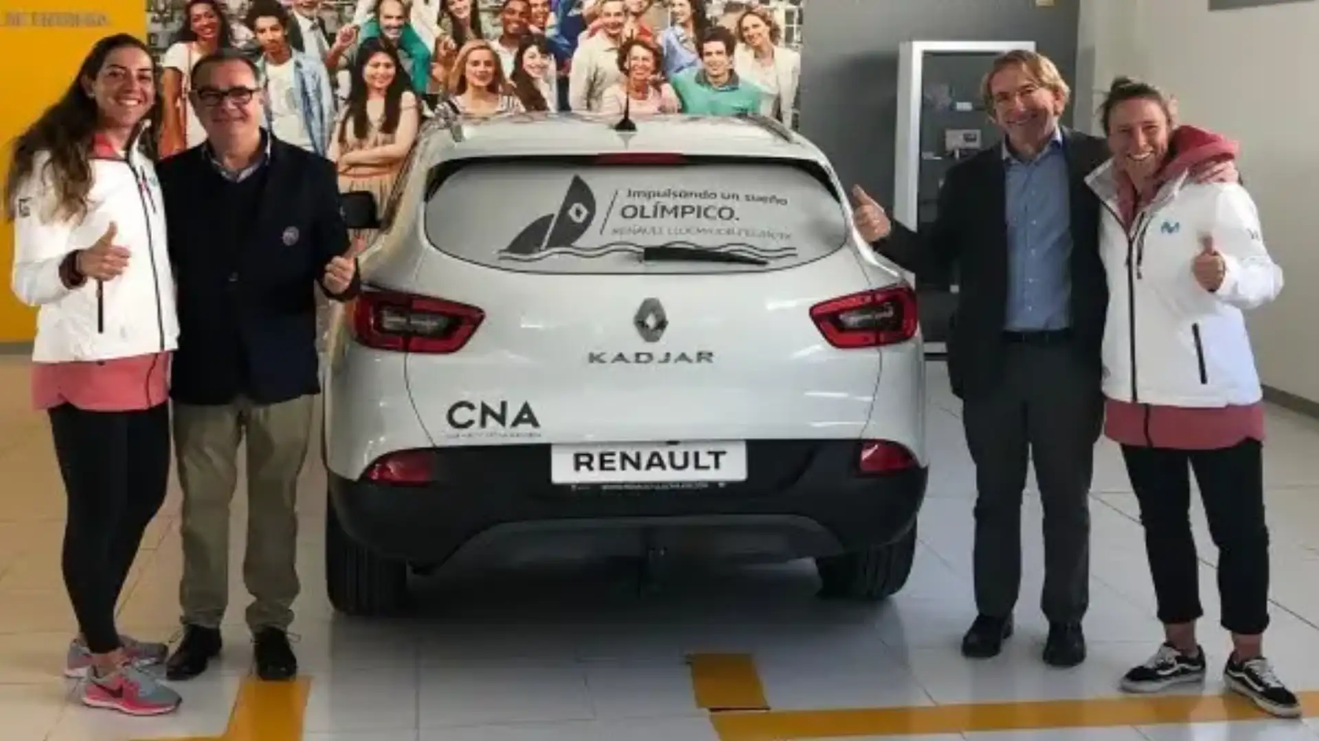 Paula Barceló e Tamara Echogoyen by Renault con il bersaglio Tokyo 2020 a 49er FX
