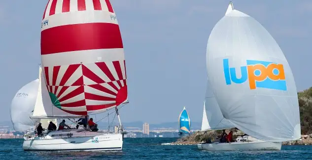 Las dos citas anteriores quedaron desiertas por los dos extremos: poco y mucho viento... pero parece que habrá viento en la tercera... 15 nudos al menos (Foto Pep Portas)