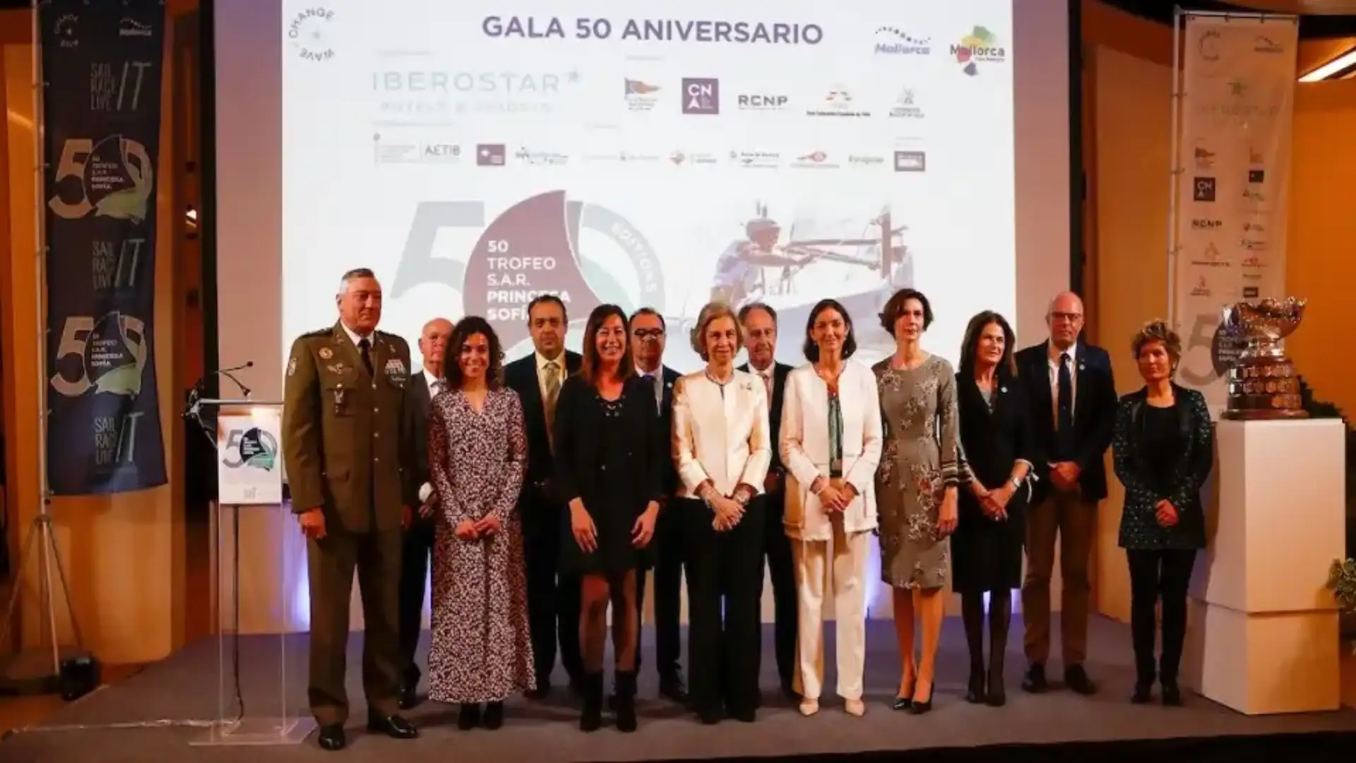 La signora Sofia presiede a Palma il 50 ° anniversario Gala della principessa Sofia