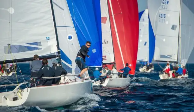 Argentina, Gran Bretaña e Italia y J80 catalanes en competición (Foto Oscar Torrades)