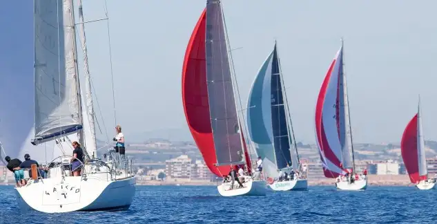 El barco del CN Portmán logra el título en la general absoluta y en la clase ORC 0 a ORC3, mientras que en la flota agrupada entre ORC 4 y 5 el vencedor ha sido Brisa... por clases Pez de Abril logra el triunfo en ORC 1-2, CAF en ORC 3, Pistón Broke en ORC 4 y Brisa en ORC 5