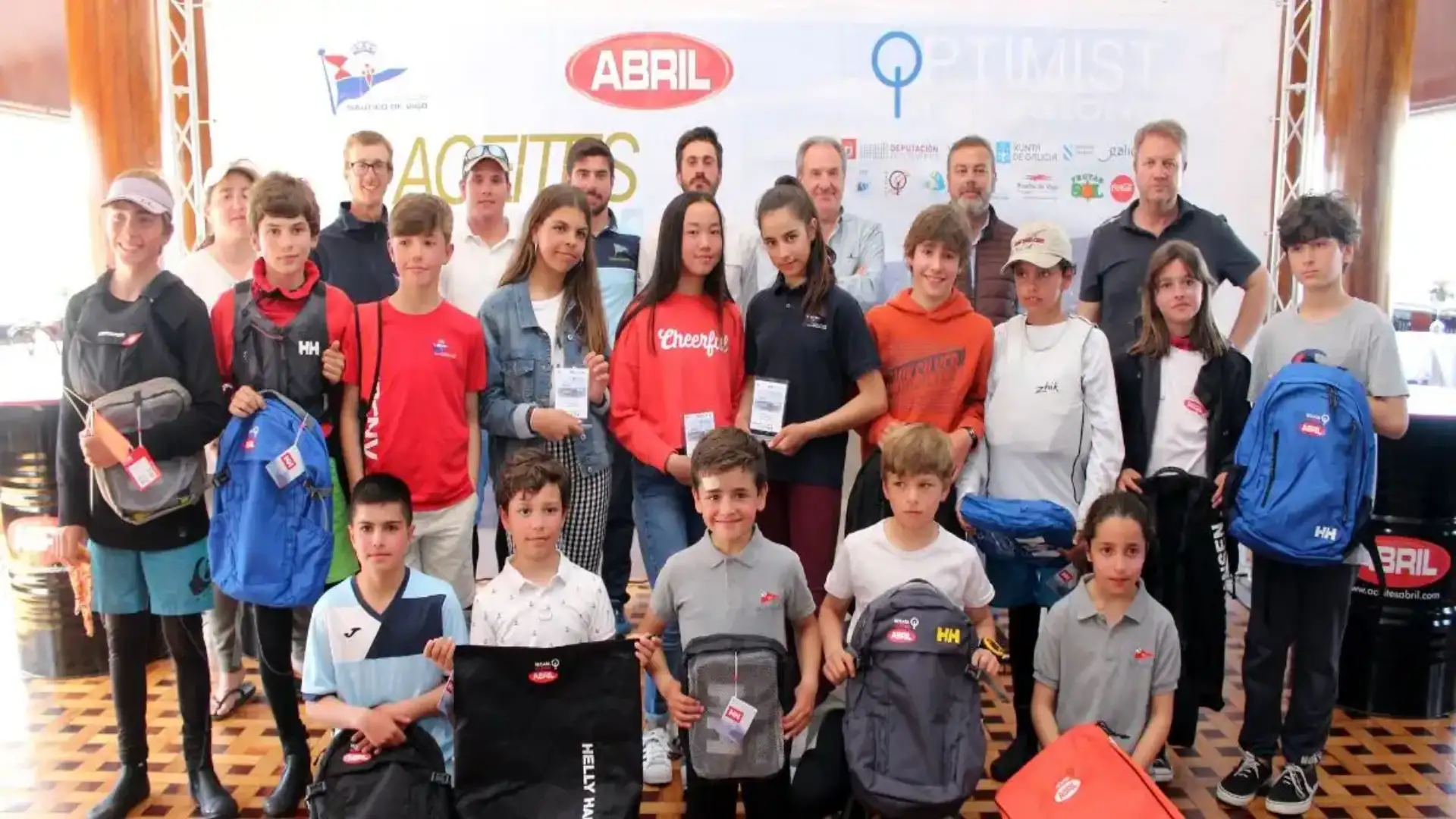 150 ottimista concluso nel fiume di Vigo il Trofeo Oli Aprile