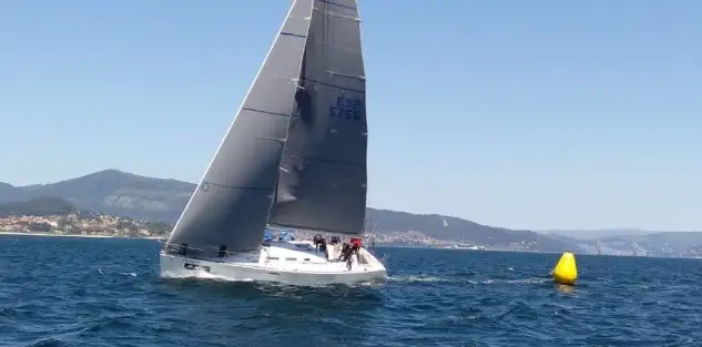 "Starfighter" de Julio Rodríguez es el líder de una Interclubs tras el primer acto... restan dos más con las citas de Rodeira y Vigo... la primera de ellas para el próximo 15 de junio
