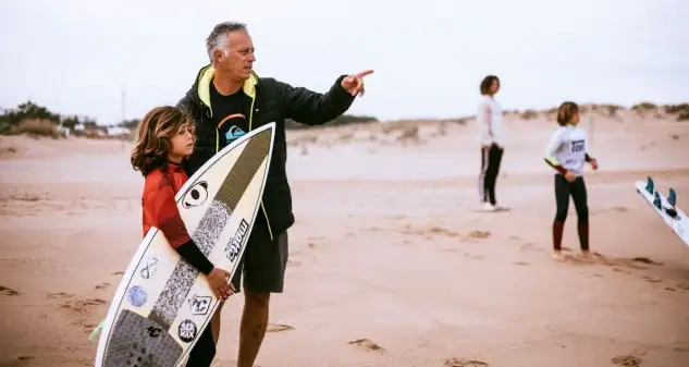 La Playa de A Lanzada en O Grove se estrena como sede del Fesurfing Junior Series y espera la llegada de los mejores surfistas nacionales los días 25 y 26 de mayo