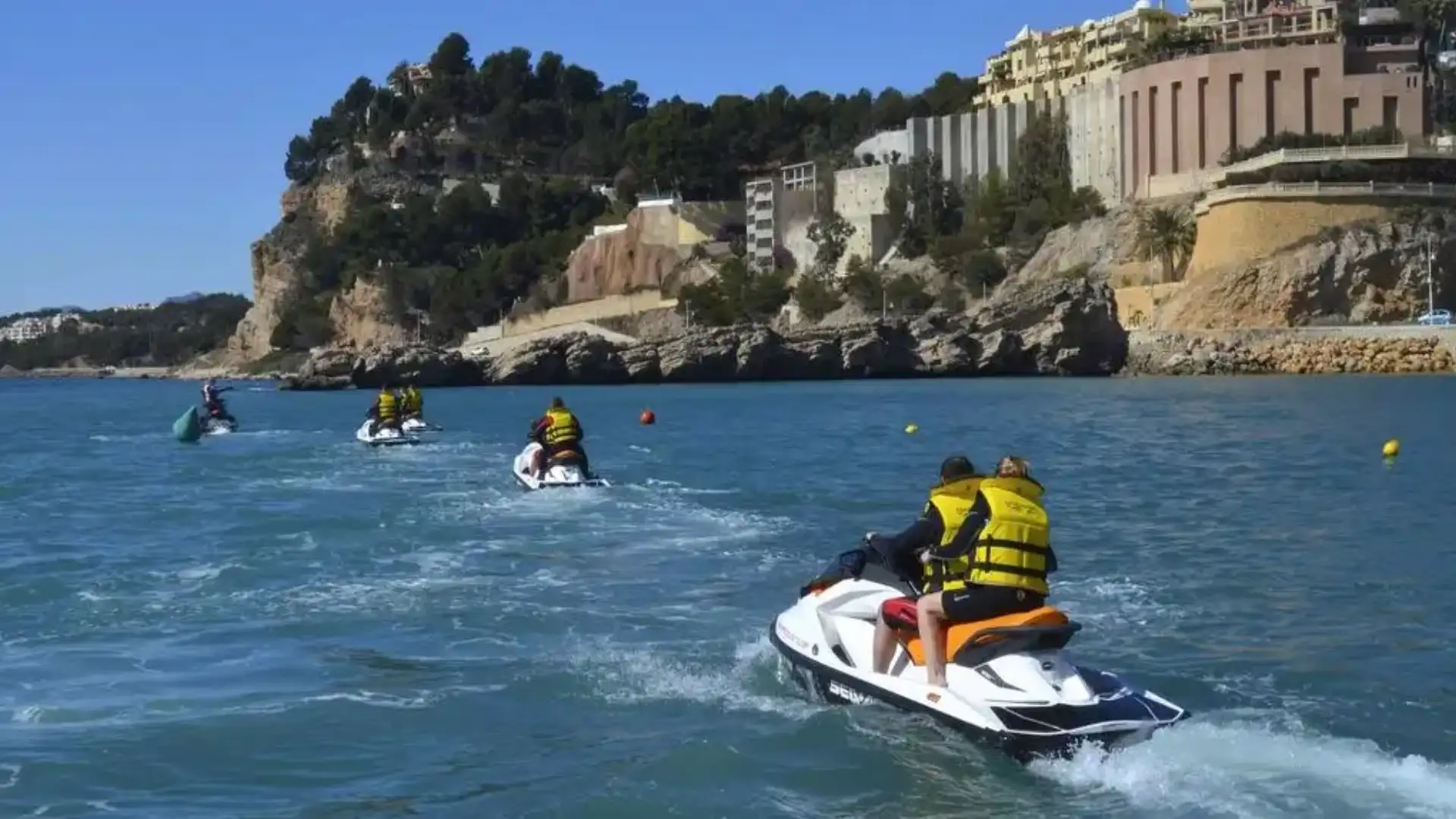 Mare Consigli di Guardia Civile: uso di moto d'acqua