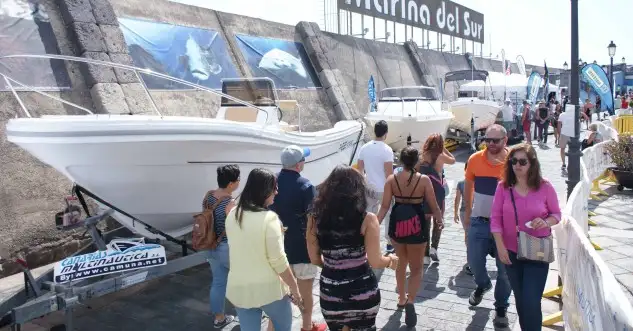 El evento tiene como objetivo principal acercar cada año la náutica y el mundo marino a la ciudadanía y concienciar sobre su cuidado y bienestar... para cumplir este propósito, este año los talleres se centrarán en la sensibilización ambiental, el reciclaje y el impacto de los residuos, especialmente los plásticos, en los fondos y la fauna marina