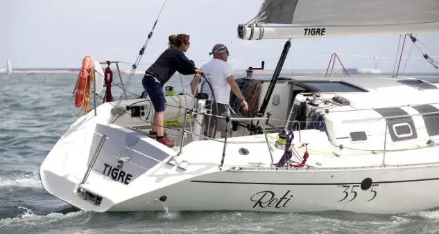 Trofeo Home - Dona, la Regata en Solitario y el Trofeo RCN Valencia de vela ligera...en aguas valencianas