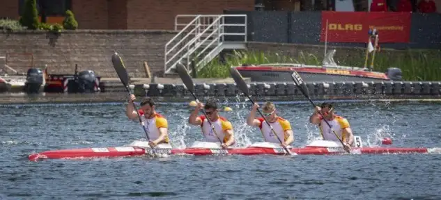 El K4 subcampeón mundial -Craviotto, Toro, Cooper y Germade-, relegados a la quinta plaza por una precipitación en la salida.