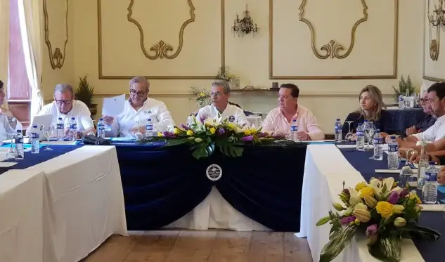 Durante la celebración de la Asamblea de la CEACNA celebrada el 8 de junio en La Palma, se acordaron importantes políticas de actuación en defensa de los clubes náuticos a la espera que se forme el nuevo Gobierno de España