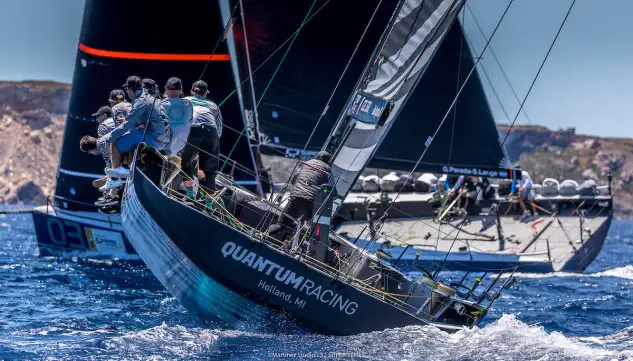 El increíble circo de los TP52 llega a aguas gaditanas (Foto Nico Martínez)