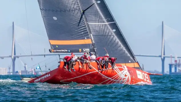 El barco turco lidera la Puerto Sherry 52 Super Series Royal Cup tras una primera jornada complicada en el agua en la que Azzurra le pisa los talones (Foto Martínez Studio)