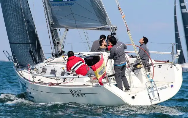 Una liga que arrancó a finales del mes de enero en el Náutico Lo Pagán, prueba que quedaba desierta ante la falta de viento... le siguió la cita del Mar Menor a principios de febrero, quedando también desierta, aunque en esta ocasión por exceso de viento (Foto Pep Portas)