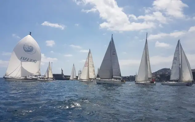 Funchal protagonizó la salida de la última etapa que tendrá como final en Las Palmas de Gran Canaria