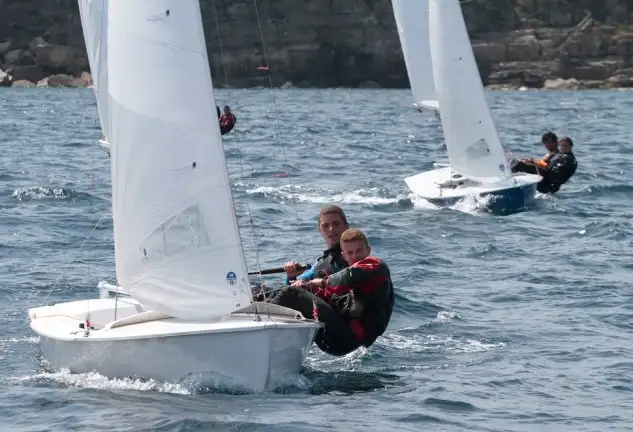 Jaime Álvarez-Hevia e Ignacio Braña nuevos campeones de Asturias de Snipe... el subcampeonato lo obtuvieron la pareja formada por, Francisco Silvela y Carlota Herrero, cerrando los puestos de pódium, Francisco Jiménez González y Diego Jiménez Sáez.