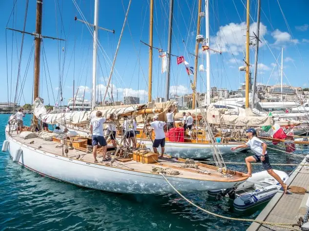 El Club de Mar Mallorca acoge la vigésimo quinta Regata Illes Balears Clàssics en la que participarán 37 barcos de nueve países
