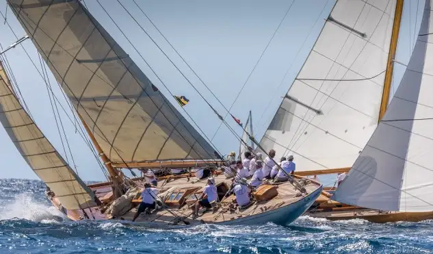Argos (Clásicos), January Sails (RI Clásicos), Cippino (Época Bermudiana) y Marigan (Época Cangreja) suman una nueva victoria tras una prueba disputada con vientos del suroeste (Foto Nico Martínez)