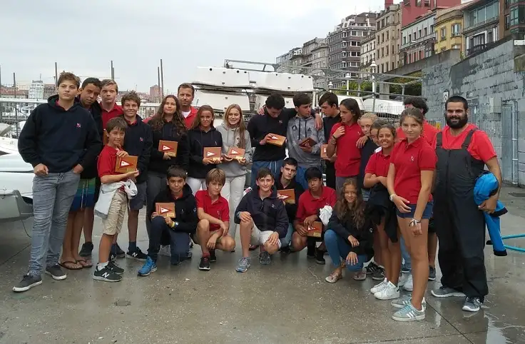 La expedición de la Escuela José Luis de Ugarte del RCMA-RSC de Getxo, dominó en el Villa de Gijón