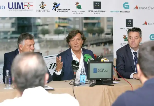 La rueda de prensa se celebró en el Hotel Carlos I Silgar de Sanxenxo, actuando de anfitrión su director Leonardo López, y que contó con la presencia del Alcalde de la localidad, Telmo Martín; el Secretario Xeral para o Deporte, José Ramón Lete; el presidente de la Federación Gallega de Motonáutica, José Fernñandez; el Secretario del Real Club Náutico de Sanxenxo, Isidoro Sabell; el Concelleiro de Deportes, Daniel Arosa; y el gerente de Nauta Sanxenxo, Jesús, Quintáns