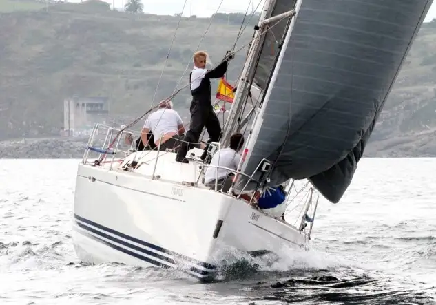 Great Sailing Uno, patroneado por Fernando Alonso fue el barco más rápido entre los cruceros de mayor porte (Foto Félix G.Muñiz)