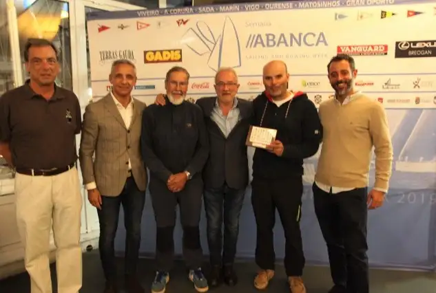 Nicolas Alvarez y Francisco Varela con Antonio Cortes de Gadis (Foto Pedro Seoane)